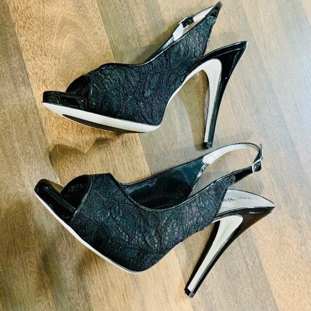 NWOT Ron White Italian Made Lace Heel Peep Toe Shoes Size